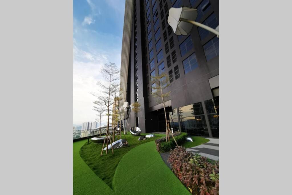 HappyHome @ Arte Mont Kiara Kuala Lumpur Hartamas Damansara Bagian luar foto