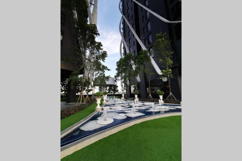 HappyHome @ Arte Mont Kiara Kuala Lumpur Hartamas Damansara Bagian luar foto