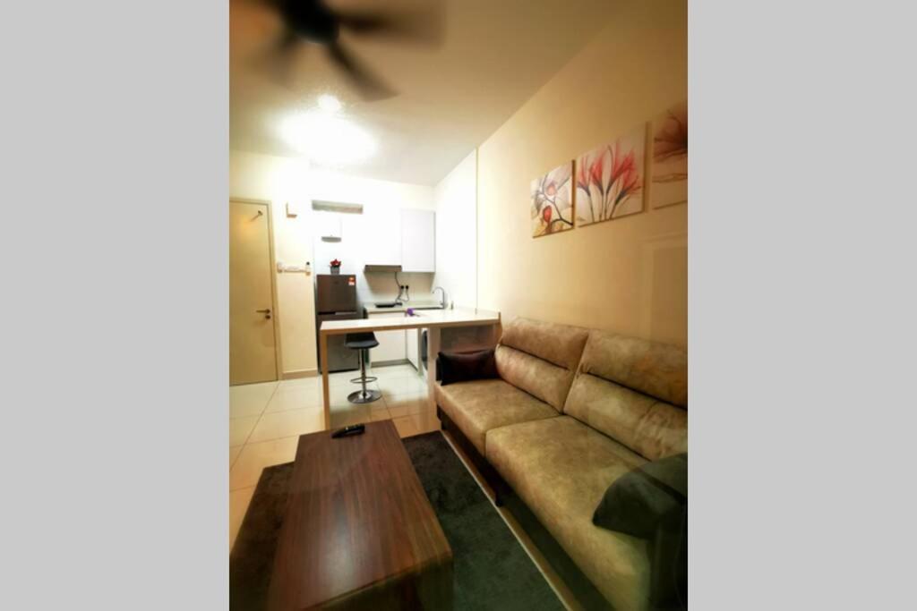 HappyHome @ Arte Mont Kiara Kuala Lumpur Hartamas Damansara Bagian luar foto