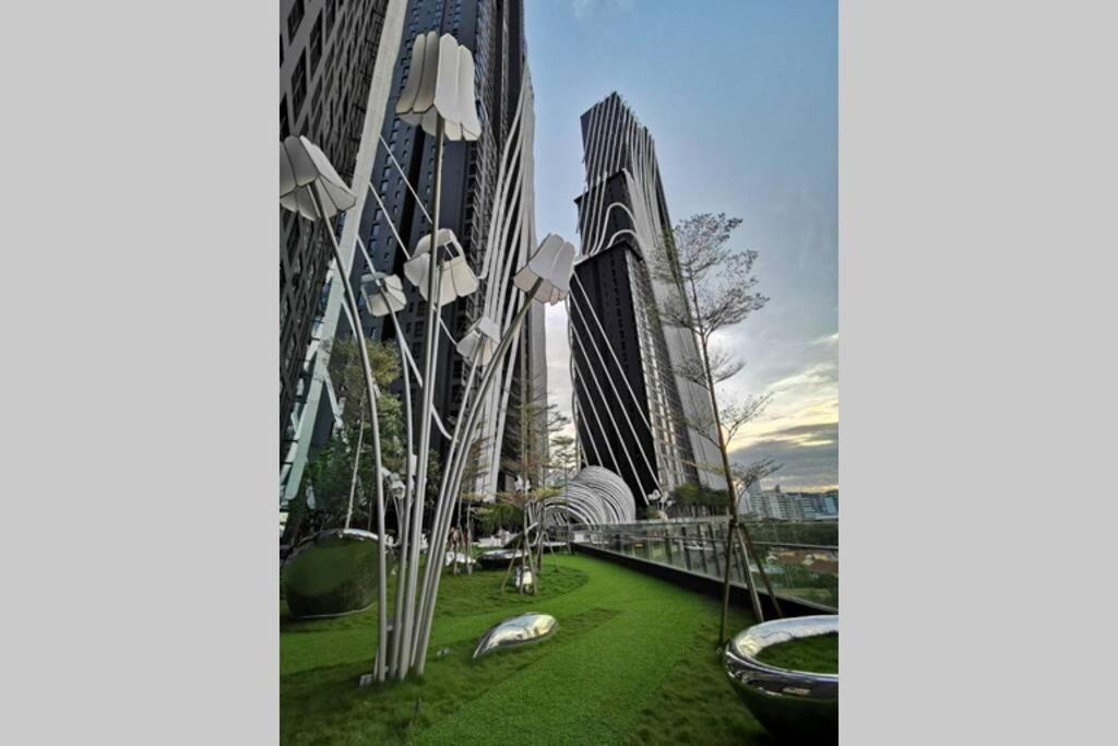 HappyHome @ Arte Mont Kiara Kuala Lumpur Hartamas Damansara Bagian luar foto